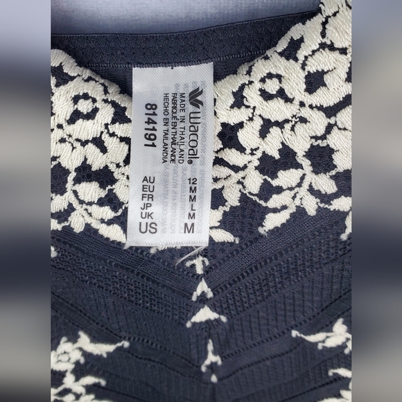 WACOAL Sheer Black & Nude Lace Babydoll Lingerie Slip Gown Romantic Size M - Picture 11 of 12